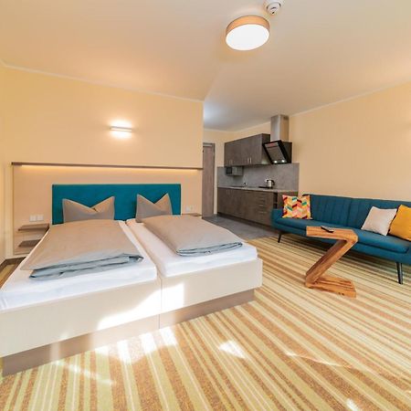 Elly Hostel Freiberg Exteriör bild