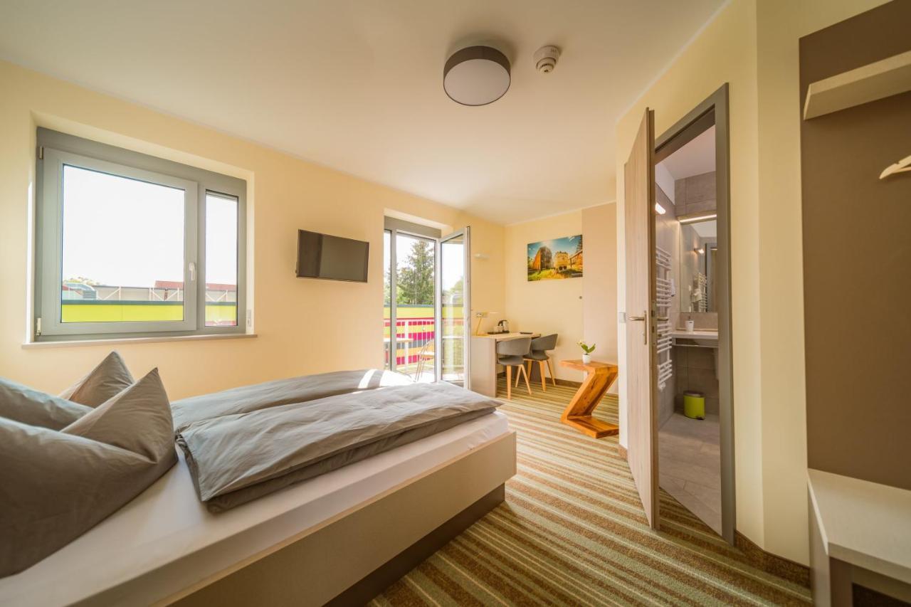 Elly Hostel Freiberg Exteriör bild