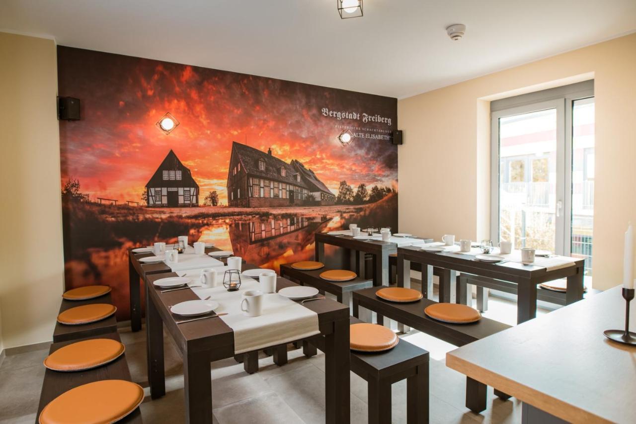 Elly Hostel Freiberg Exteriör bild