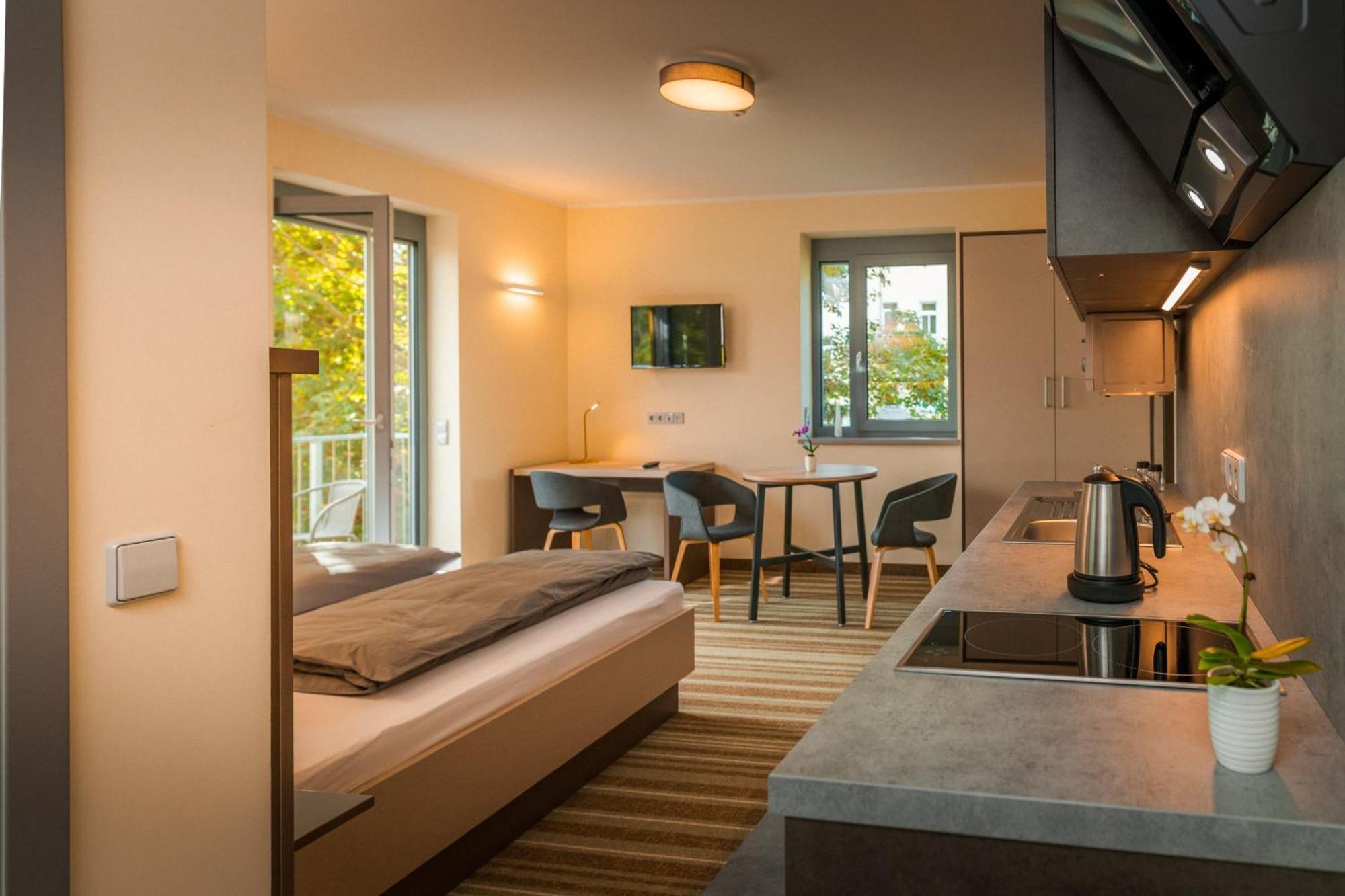 Elly Hostel Freiberg Exteriör bild